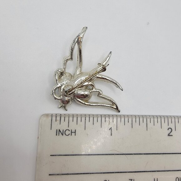 Vintage Silvertone Butterfly Pin Blue Gem‎ Eyes Brooch Pin - Picture 2 of 2